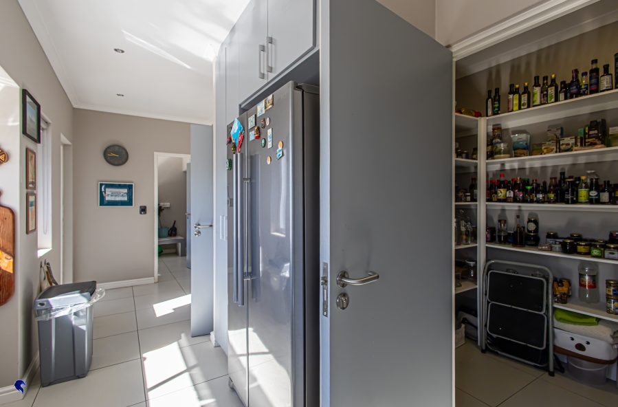 4 Bedroom Property for Sale in Langebaan Country Estate Western Cape